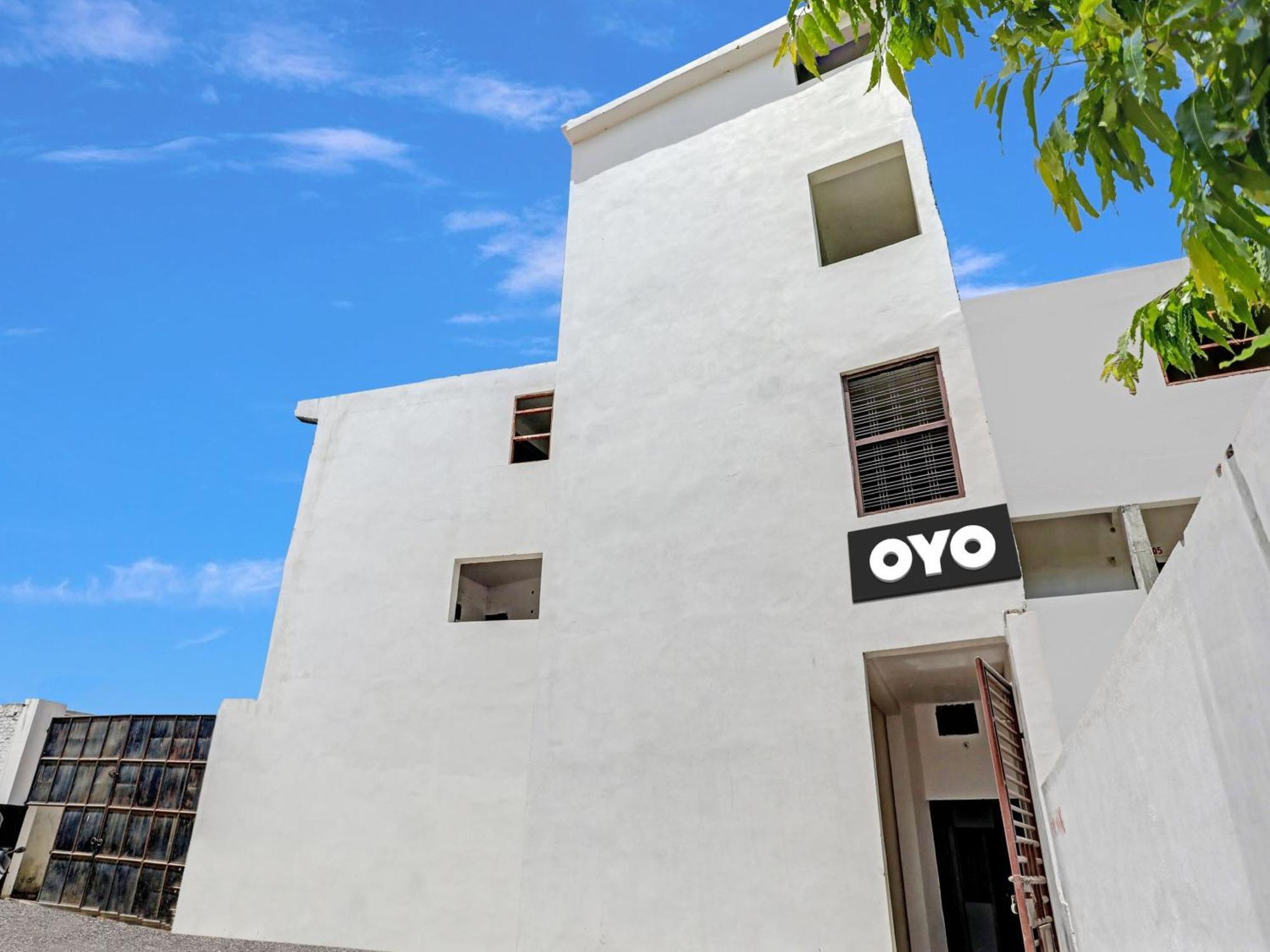 Super Hotel O Easy Stay Inn Lucknow Exterior foto